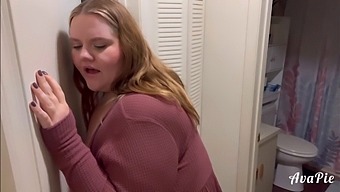 Surprised By A Beautiful And Curvy Roommate Getting Creampied