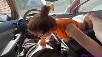 My Girlfriend Couldn'T Resist My Hard Cock And Gave Me An Amazing Blowjob Outdoors