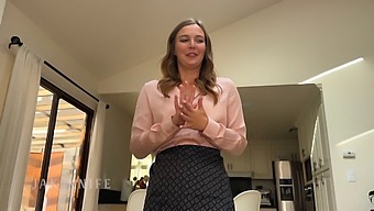 Blonde Coworker Enjoys Roleplay With Big Ass And Bare Pussy - Stella Sedona